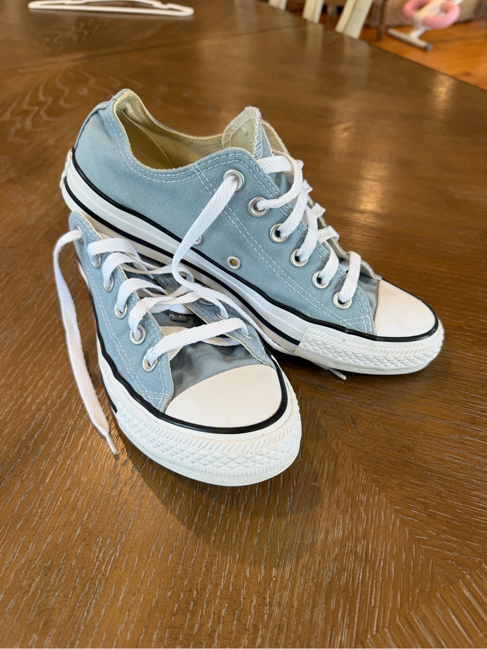 Converse Low Top Sneakers in Light Blue and White - Picture 2 of 9